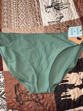 Shade and shore bikini bottoms